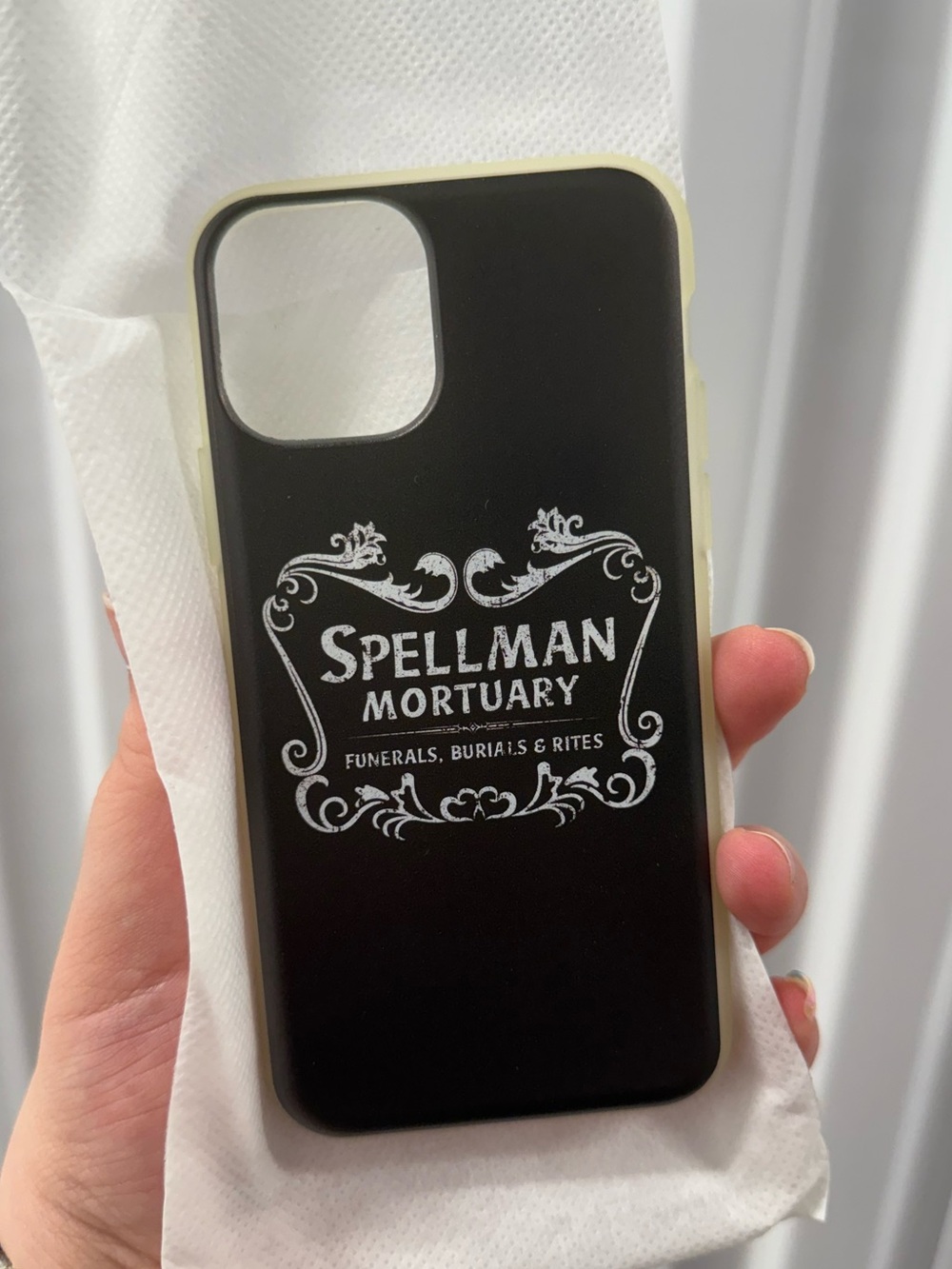 Chilling Adventures of Sabrina - Spellman Mortuary - iPhone 11 Pro Case - New